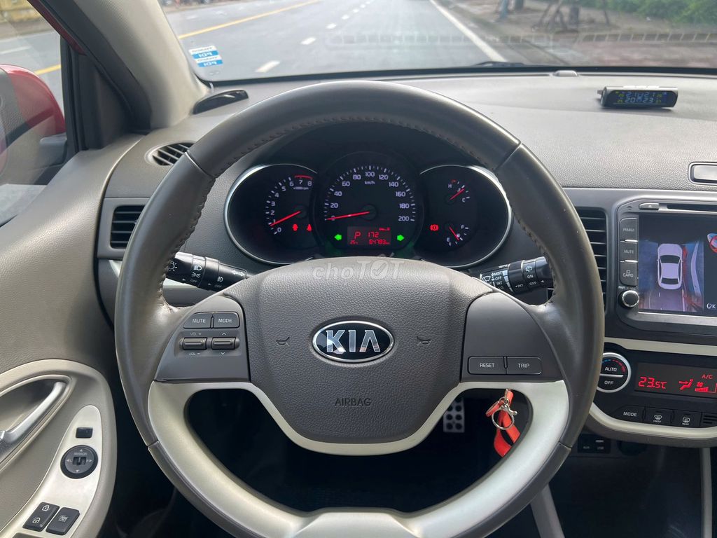 Kia Morning Si 2017 màu đỏ. Mua bán Ô tô tại Quận Long Biên Hà Nội được đăng bởi Long Biên Cars hình 15