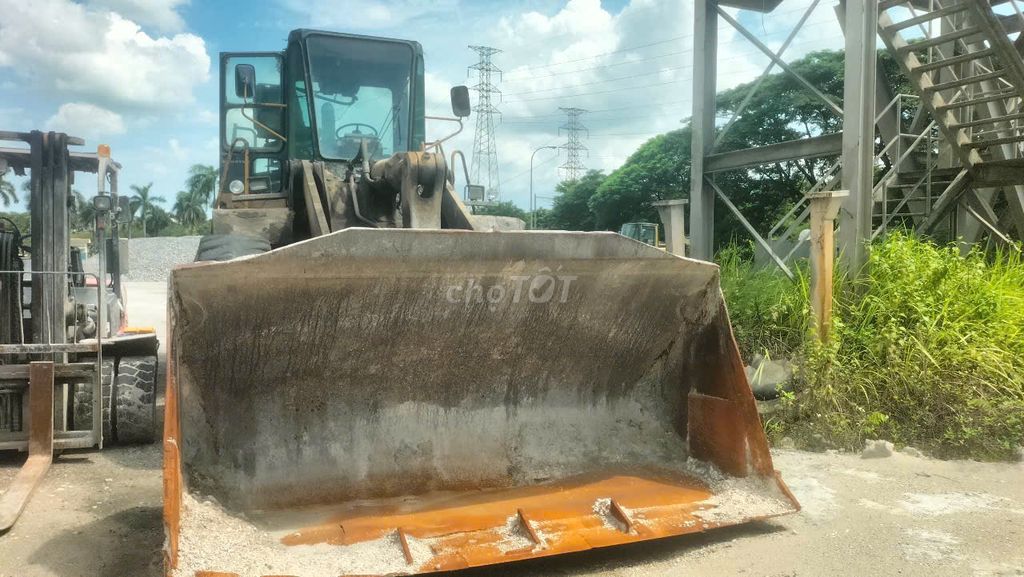 Xe xúc lật Komatsu WA450-1 Hoạt động bình thường. Mua bán Phương tiện khác tại Thị xã Bến Cát Bình Dương được đăng bởi CÔNG TY HÙNG ANH hình 1