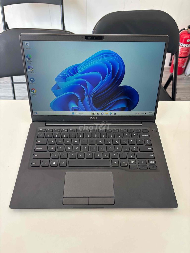 Dell Latitude 7400 i7-8665u 14 inch 8GB/256GB. Mua bán Laptop tại Quận Bình Tân Tp Hồ Chí Minh được đăng bởi Trương Thị Huyền Trang hình 1