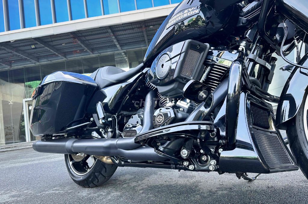 HARLEY Road Glide 117Ci - Thế Hệ Mới - Siêu Lướt. Mua bán Xe máy tại Quận Tân Bình Tp Hồ Chí Minh được đăng bởi Nguyễn Đình Quang Duy  hình 5