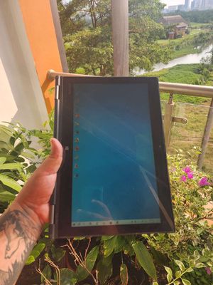 Lenovo Yoga Đen
