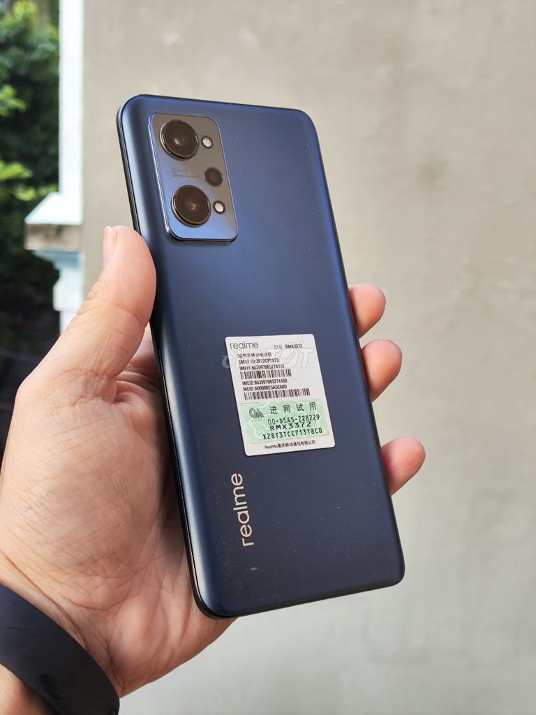 Q5 Pro 8/128gb màu đen fullbox 99% cần pass gấp