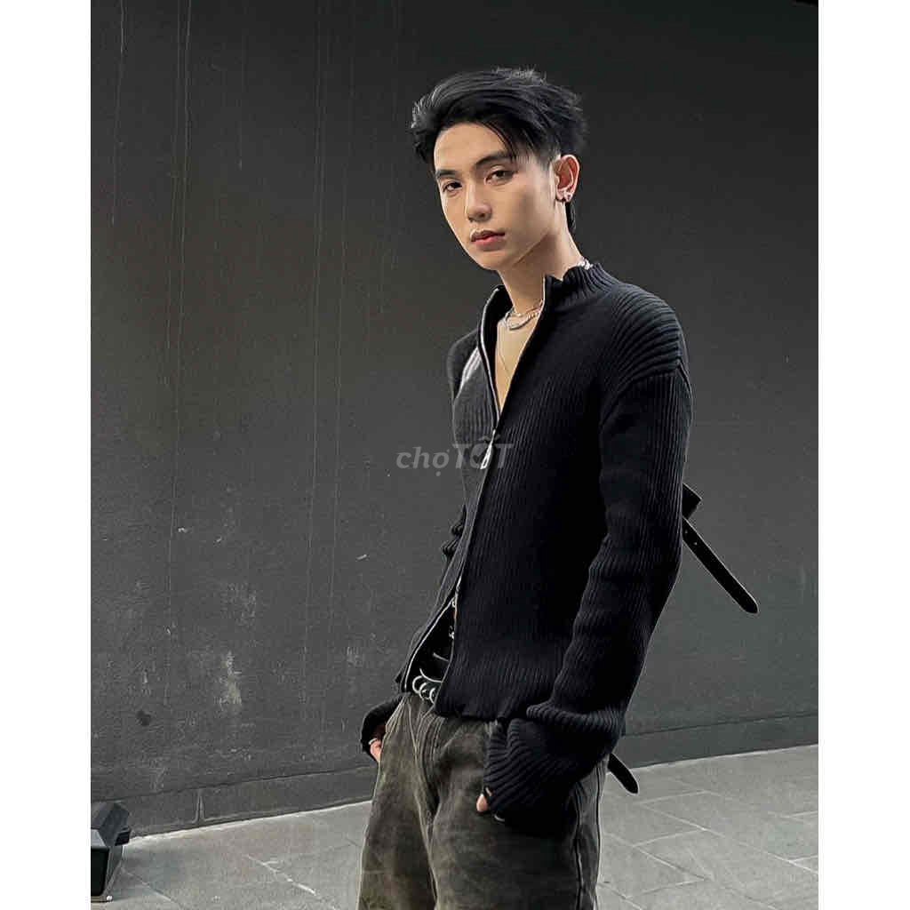 Áo dệt kim Unisex KATAN cổ lọ len đen size M. Mua bán Quần áo tại Quận Tây Hồ Hà Nội được đăng bởi Hn hình 1