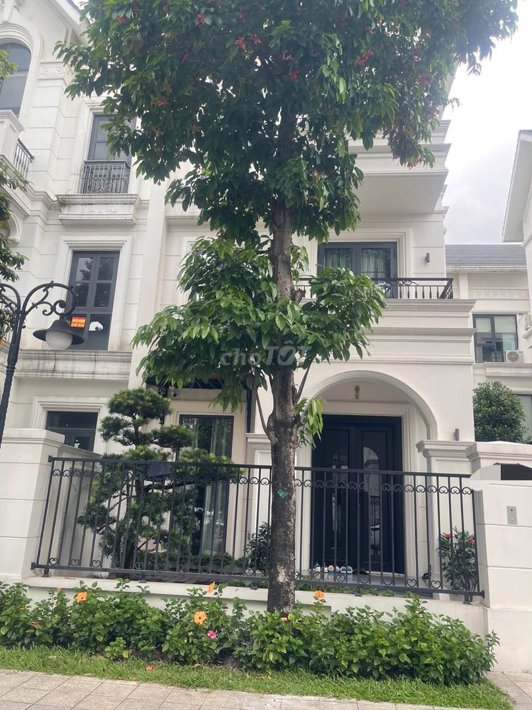 Nhà bán Long Biên - Vinhomes Ocean Park 1 - 135m2