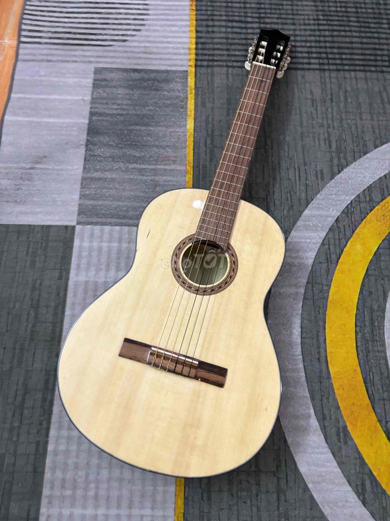 Đàn Guitar Classic Tập Chơi