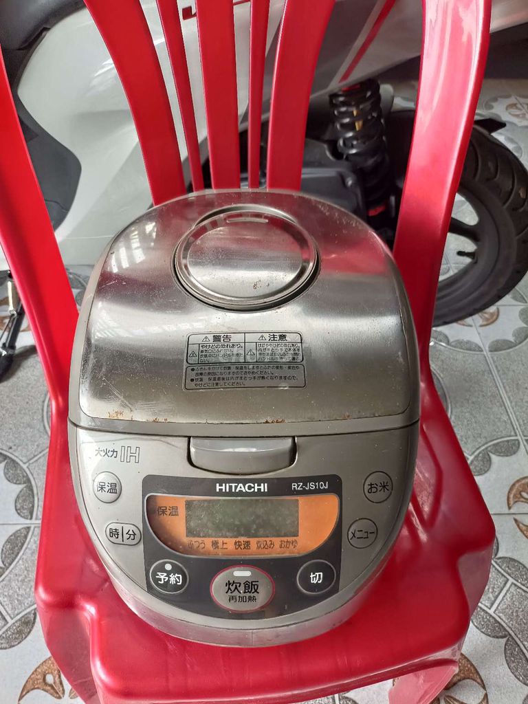 Nồi cơm điện Hitachi RZ-JS10J 1L Bạc. Mua bán Bếp, lò, đồ điện nhà bếp tại Huyện Củ Chi Tp Hồ Chí Minh được đăng bởi Tiến Dũng hình 1