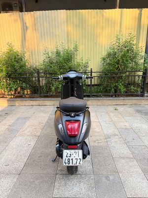 VESPA SPRINT tặng Dầu Máy,Dầu Láp, Quạt Xoay Gió. Mua bán Xe máy tại Quận Cầu Giấy Hà Nội được đăng bởi minh khang