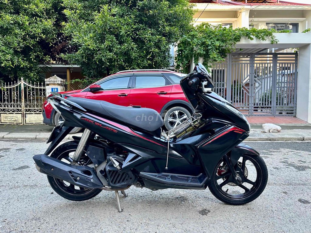 AB 125 2015 khoá mót 17tr500 ***. Mua bán Xe máy tại Thành phố Huế Thừa Thiên Huế được đăng bởi Xe Máy Trường An Phát hình 2