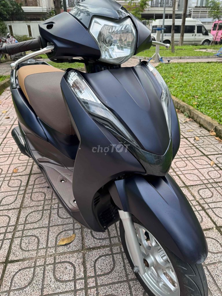Honda Lead 125 12/2017 Smarkey Bs Lâm Đồng. Mua bán Xe máy tại Quận Gò Vấp Tp Hồ Chí Minh được đăng bởi Cầm Đồ Cường Phát hình 6