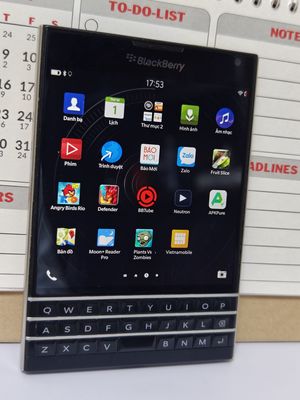 Blackberry pasport QT, giao lưu gl ngang tầm giá