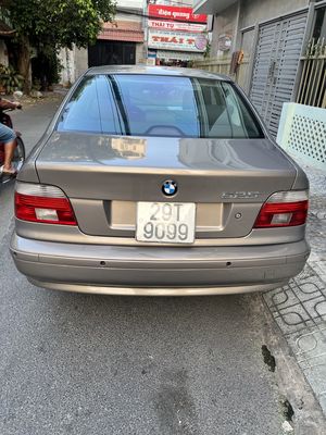 Cần tiền bán BMW 525i số tự động