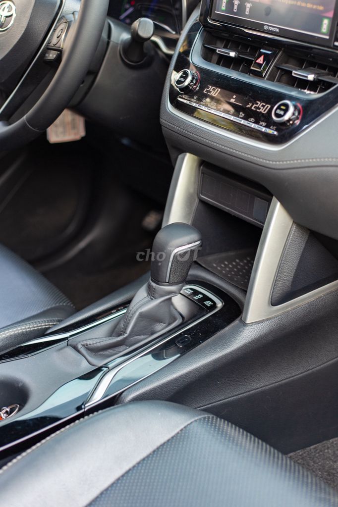 Toyota Cross 2021 1.8HV Hybrid 80.000 km. Mua bán Ô tô tại Thành phố Thủ Đức Tp Hồ Chí Minh được đăng bởi H2T Auto hình 9