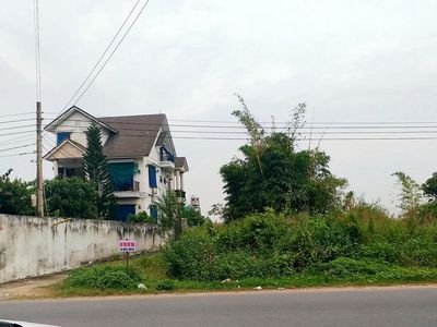 Cho thuê đất 2 mặt tiền gần Bệnh viện Đa khoa Long An. Cho thuê đất tại Thành phố Tân An Long An được đăng bởi Chú Phú