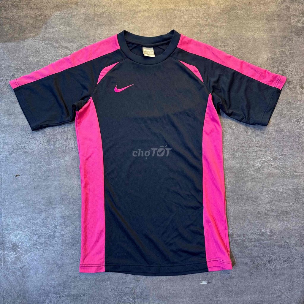 Áo thun thể thao Nike Nam size S đen hồng. Mua bán Quần áo tại Quận Tây Hồ Hà Nội được đăng bởi Nguyễn tiến hình 1