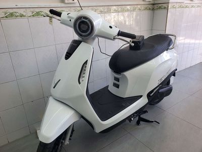 Xe máy điện VinFast Grand lite Trắng mới