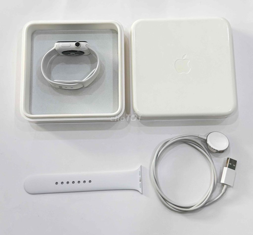 Apple Watch Series 2 Gốm sứ 42MM Mới 99.99%. Mua bán Thiết bị đeo thông minh tại Quận Bình Thạnh Tp Hồ Chí Minh được đăng bởi Đức Phong hình 1