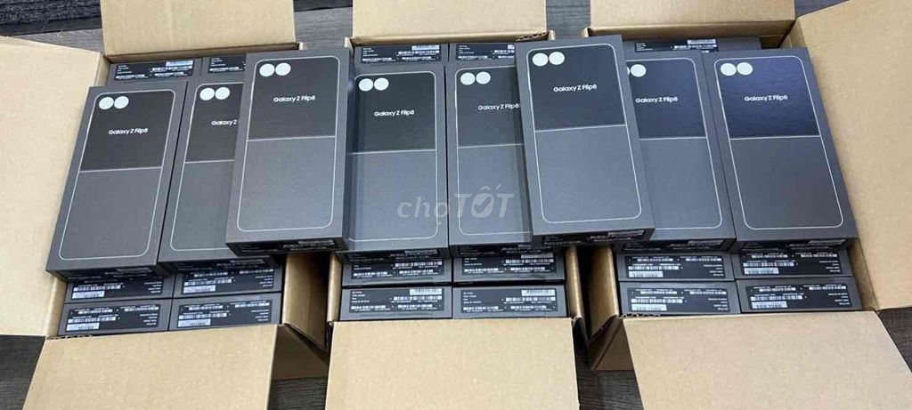 Samsung Galaxy Z Flip 8 5G 256GB New Tặng Sạc 45W. Mua bán Điện thoại tại Quận 5 Tp Hồ Chí Minh được đăng bởi BVTMOBILE HỆ THỐNG BÁN LẺ UY TÍN hình 1