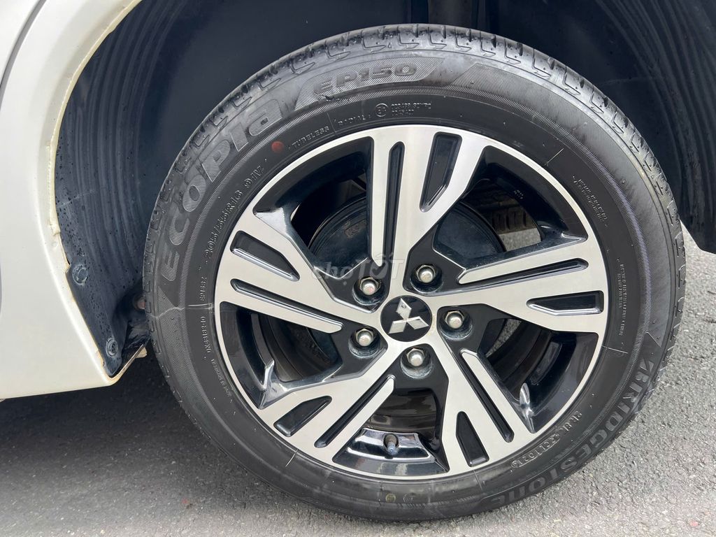 Mitsubishi Xpander 2021 AT lướt chính hãng. Mua bán Ô tô tại Quận 12 Tp Hồ Chí Minh được đăng bởi XE MỚI VÀ QUA SỬ DỤNG CHÍNH HÃNG hình 14