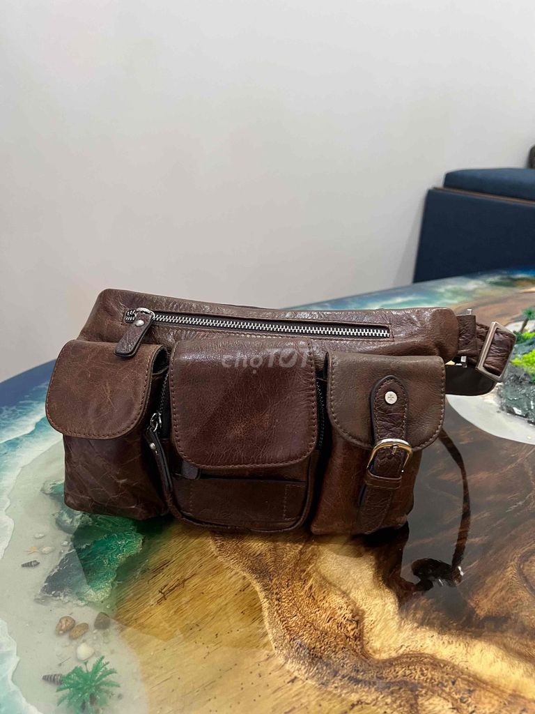 Túi đeo chéo/ túi bao tử hàng sưu tầm Unisex. Mua bán Túi xách tại Quận 3 Tp Hồ Chí Minh được đăng bởi Na Ta hình 1