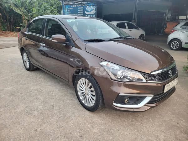 Suzuki ciaz máy 1.4 sx 2019 số tự động.. Mua bán Ô tô tại Quận Tây Hồ Hà Nội được đăng bởi Trần Quang Tuân hình 3