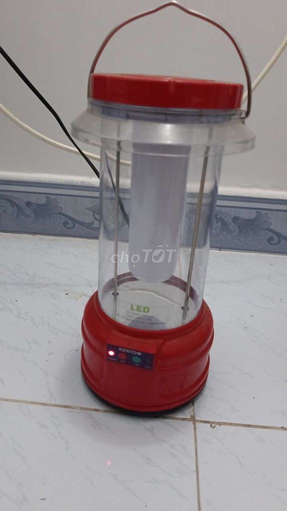 Đèn sạc LED Kentom Đỏ Trắng Tiết kiệm điện. Mua bán Đèn tại Thành phố Biên Hòa Đồng Nai được đăng bởi  Tuấn Anh hình 1
