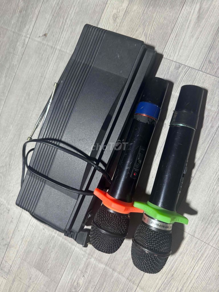 Micro không dây Sony Đen. Mua bán Tivi, Âm thanh tại Thành phố Long Xuyên An Giang được đăng bởi Pon hình 1