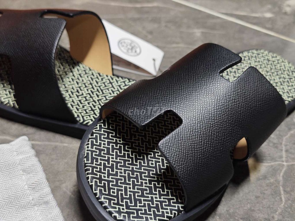 Dép nam H full hộp. Mua bán Giày dép tại Quận Cái Răng Cần Thơ được đăng bởi Noal Hiếu Đỗ hình 1