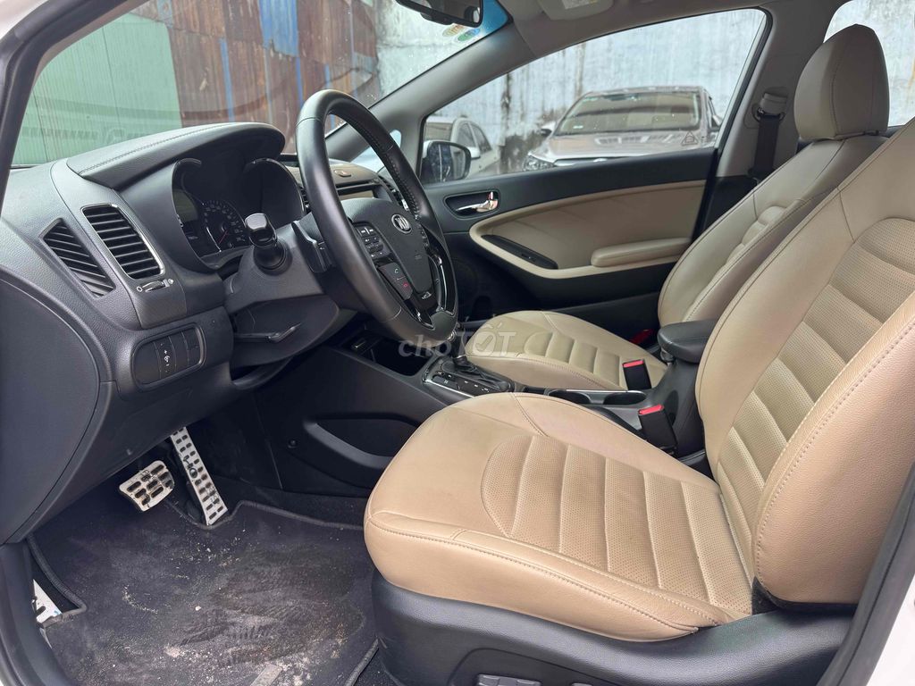 Kia Cerato 2018 1.6 AT - 79368 km. Mua bán Ô tô tại Quận 12 Tp Hồ Chí Minh được đăng bởi Mr Nhựt chuyên xe hơi lướt chuẩn Toyota Sure hình 8