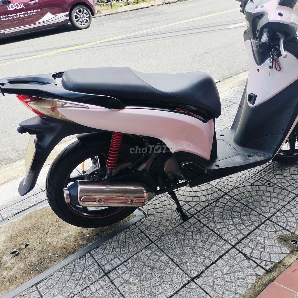 Sh Ý NHẬP CẦN BÁN. Mua bán Xe máy tại Quận Hải Châu Đà Nẵng được đăng bởi Ngôn hình 2