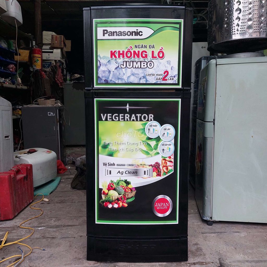 Tủ lạnh Sharp 165L Đen. Mua bán Tủ lạnh tại Quận Long Biên Hà Nội được đăng bởi Đặng Thị Trang hình 1