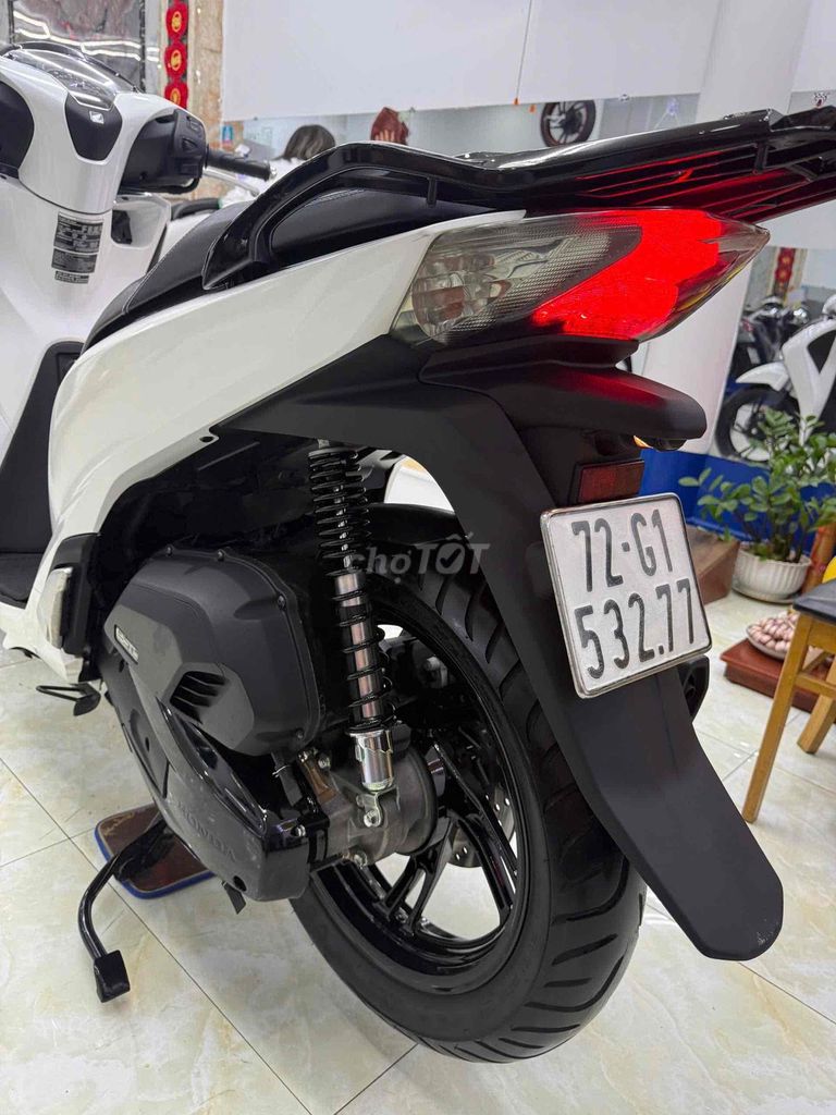 Honda SH 150 CBS 2018 белый