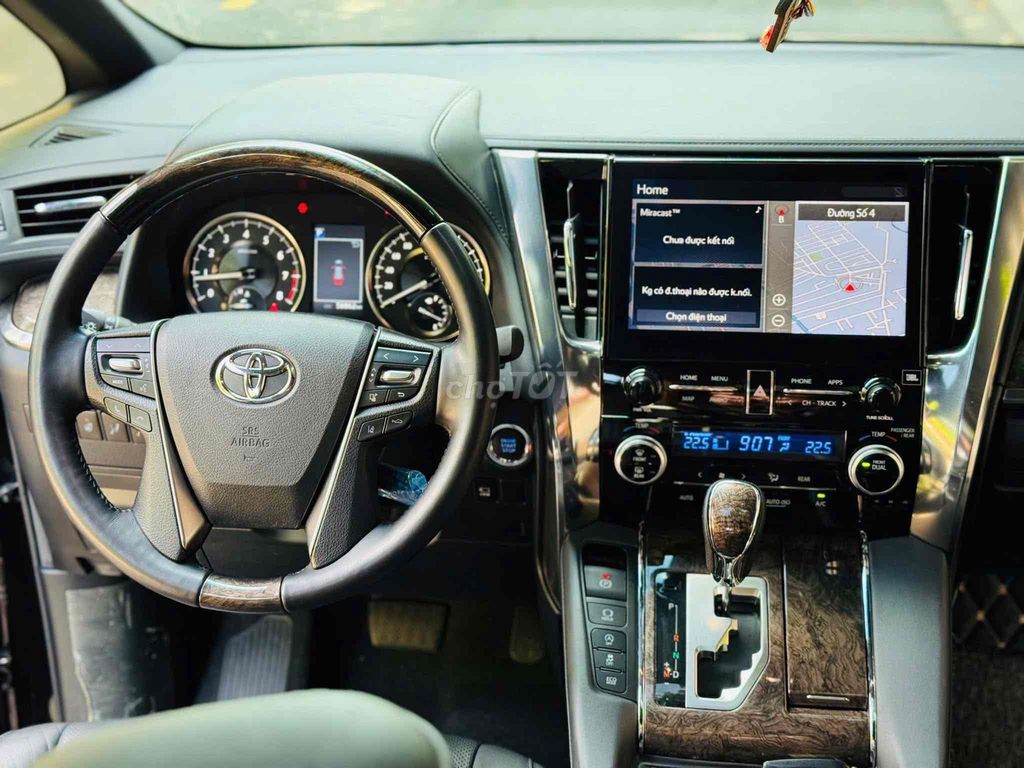 Toyota Alphard Executive Lounge Model 2020