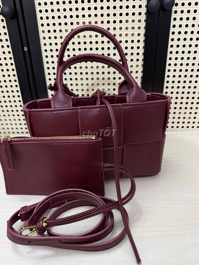 Túi xách Nữ Da Đỏ 18-19cm. Mua bán Túi xách tại Quận 3 Tp Hồ Chí Minh được đăng bởi SHOPHIA hình 1