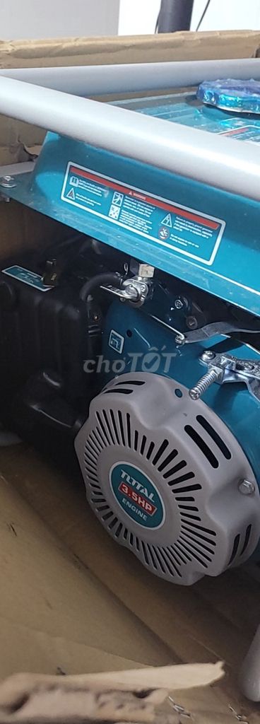 Máy phát điện total 1,2 KW . Mới 98%