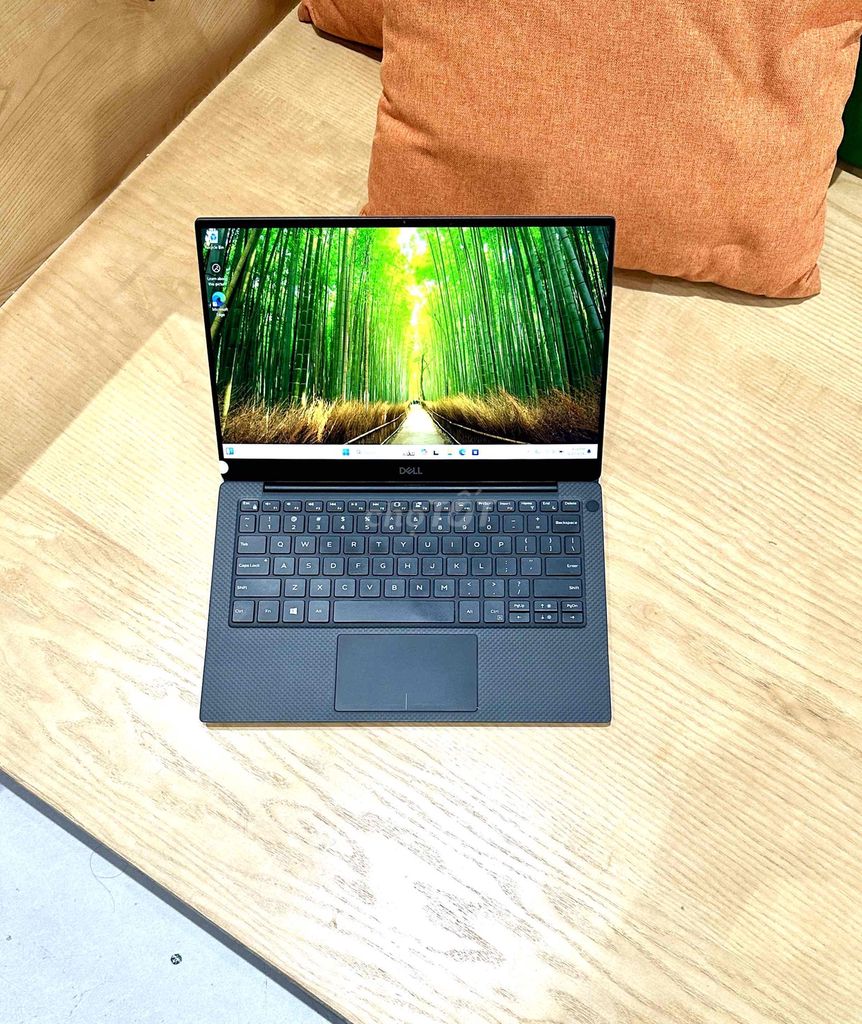 Dell XPS 9380 i7 16GB/256GB 13 inch 4K IPS. Mua bán Laptop tại Quận Hồng Bàng Hải Phòng được đăng bởi Trần Mạnh Cường hình 1