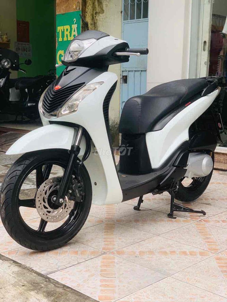 SH 125 đk 2012 hàng 3 cục đầu số 501 máy zin,