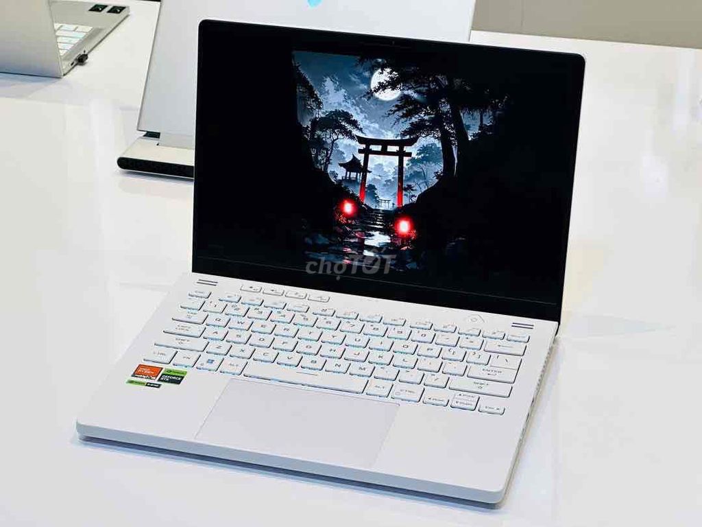 ROG Zephyrus Ryzen 9 32GB/512GB RTX 4060 Trắng. Mua bán Laptop tại Huyện Krông Năng Đắk Lắk được đăng bởi Lê Minh Thành hình 1
