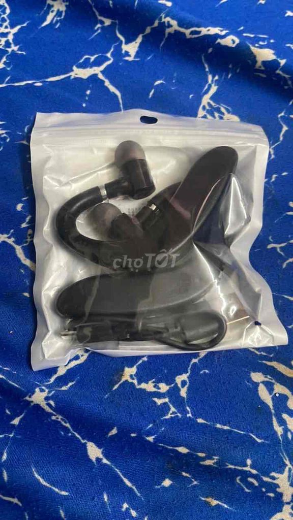 Tai nghe Bluetooth Đen. Mua bán Tivi, Âm thanh tại Quận 5 Tp Hồ Chí Minh được đăng bởi Minh Phạm Huy hình 1