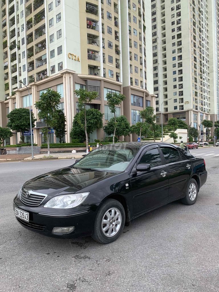 Toyota Camry 2002 2.4G - 16 km