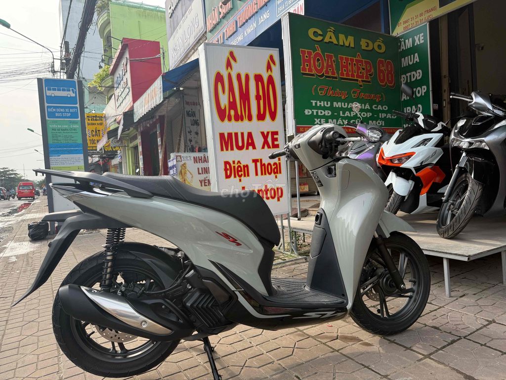 SH150i ABS 2022. Hồ sơ sẵn bao ra tên liền. Mua bán Xe máy tại Quận Ninh Kiều Cần Thơ được đăng bởi Kenny Nguyễn  hình 4