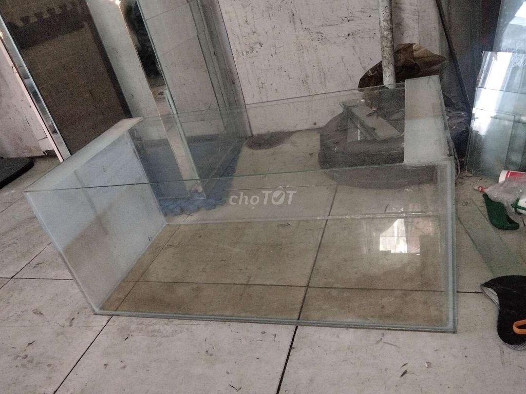 Bể cá 71x34x30cm. Mua bán Phụ kiện, Thức ăn, Dịch vụ tại Quận 8 Tp Hồ Chí Minh được đăng bởi Núi hình 1