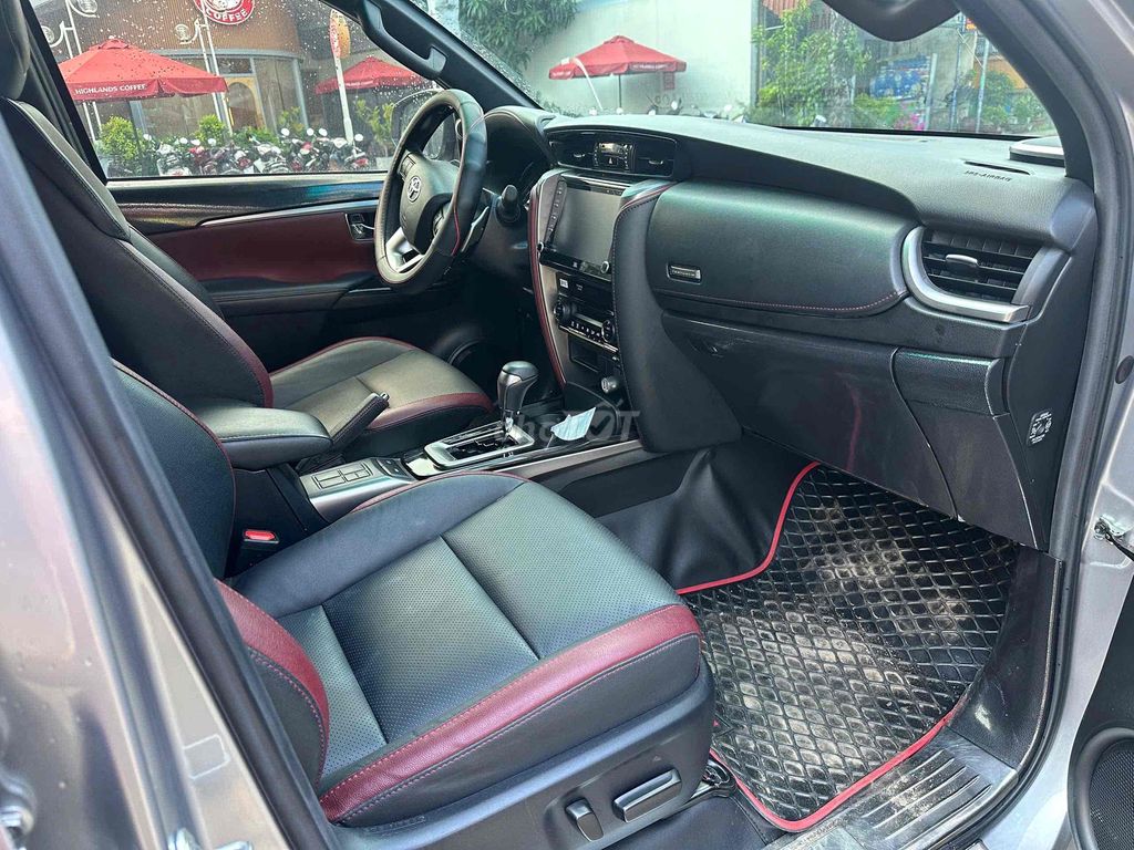 Toyota Fortuner 2022 Legender 2.4 4x2 AT. Mua bán Ô tô tại Thành phố Thủ Đức Tp Hồ Chí Minh được đăng bởi vườn lan rừng  hình 6