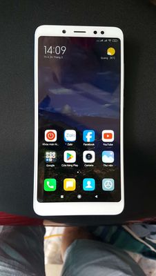Xiaomi Note 5 Ram3/32 Màn To đẹp Yutube mượt Pin4K