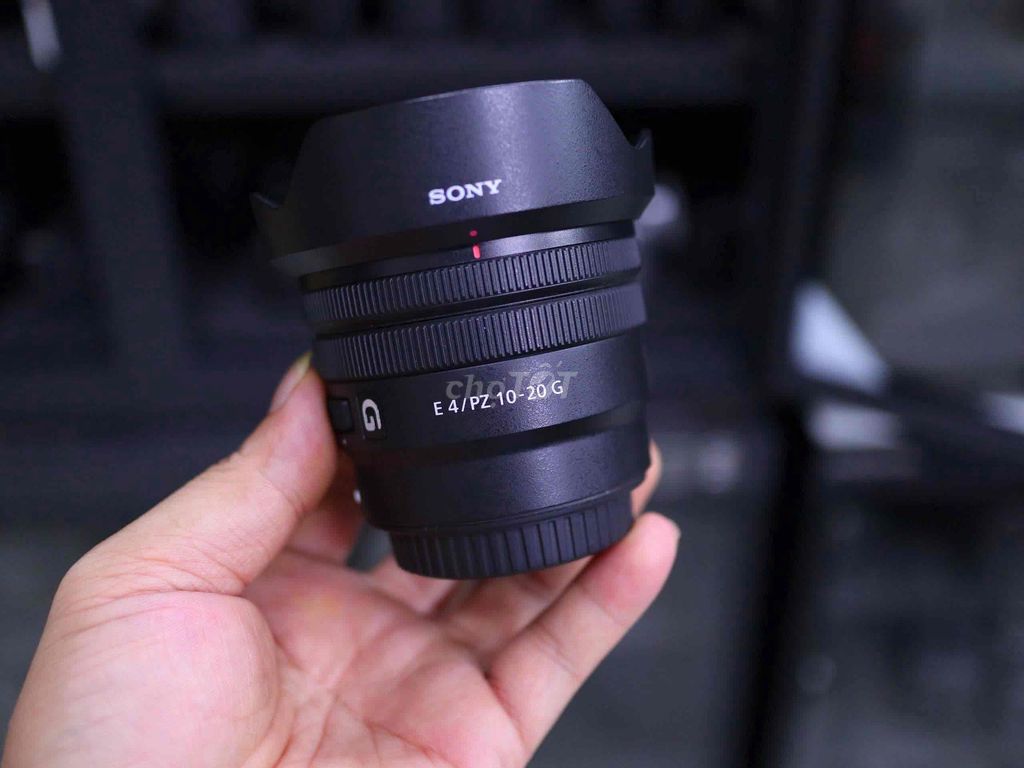 Ống kính Sony E 10-20mm f/4 PZ G Đen. Mua bán Máy ảnh, Máy quay tại Thành phố Thủ Dầu Một Bình Dương được đăng bởi Chinh Lee hình 1