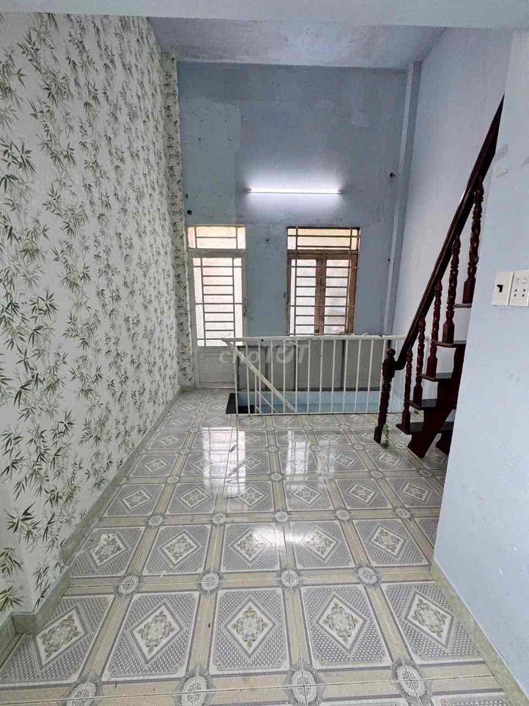 nhà tốt- diện tích ổn- thuận tiện di chuyển các quận trung tâm. Mua bán nhà ở tại Quận Gò Vấp Tp Hồ Chí Minh được đăng bởi Quốc Khang hình 1