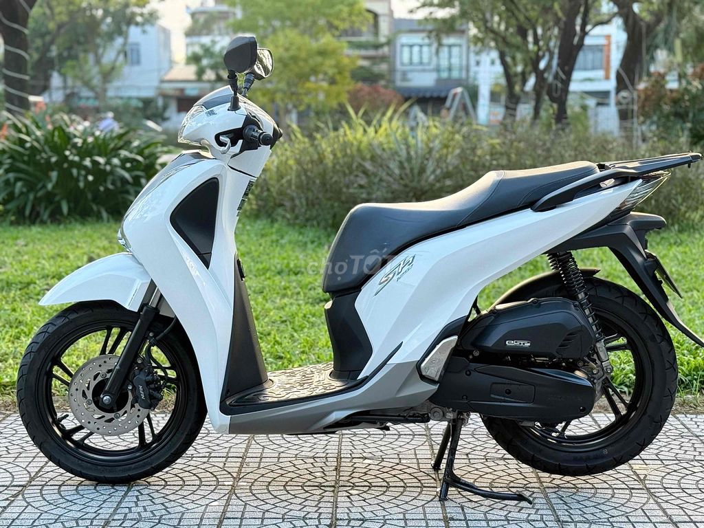 Sh 125 đúng đời 2019 biển 43, lốp zin theo xe. Mua bán Xe máy tại Quận Sơn Trà Đà Nẵng được đăng bởi AN  chuyên mua bán xe máy cũ tại 386 ngô quyền sơn trà đà nẵng  BÁN XE TRẢ GÓP hình 2
