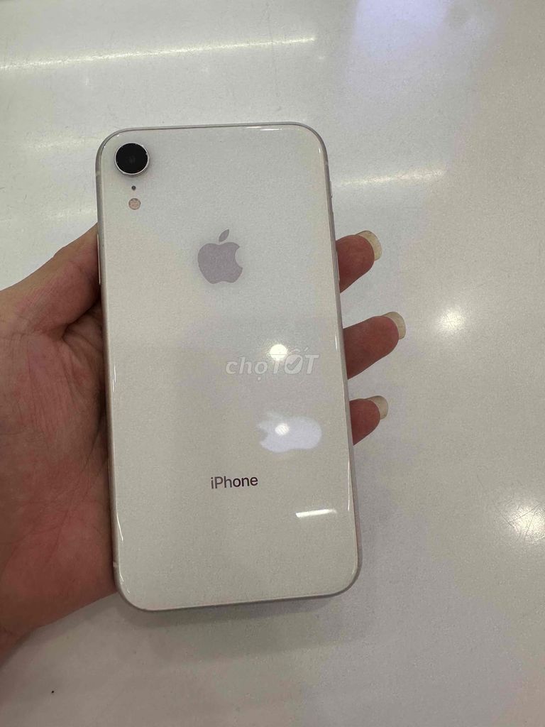 Apple iPhone XR 64GB Trắng Đã sử dụng. Mua bán Điện thoại tại Quận Cầu Giấy Hà Nội được đăng bởi nga hình 1