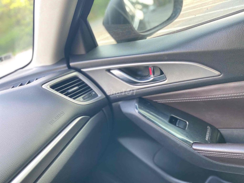 Mazda 3 2017 1.5 AT Sedan Flip phanh điện tử. Mua bán Ô tô tại Quận Nam Từ Liêm Hà Nội được đăng bởi Lưu quang kiên hình 14