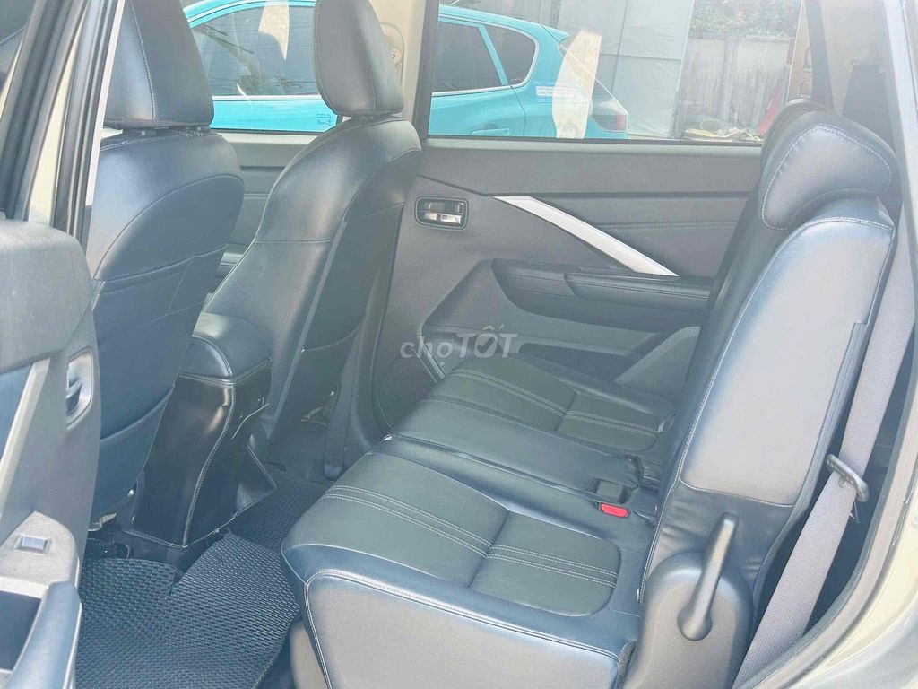 Mitsubishi Xpander Cross 2024 - 54000 km. Mua bán Ô tô tại Quận 3 Tp Hồ Chí Minh được đăng bởi Tien Tran hình 7