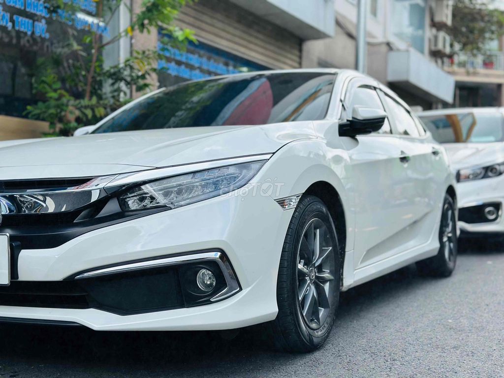 Honda Civic 2020 G 1.8 AT - 29000 km. Mua bán Ô tô tại Quận Gò Vấp Tp Hồ Chí Minh được đăng bởi nguyễn quốc trinh hình 1